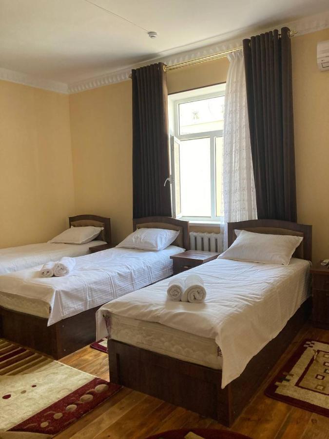 Hôtel Boutique Zarin&ngiz à Boukhara Extérieur photo